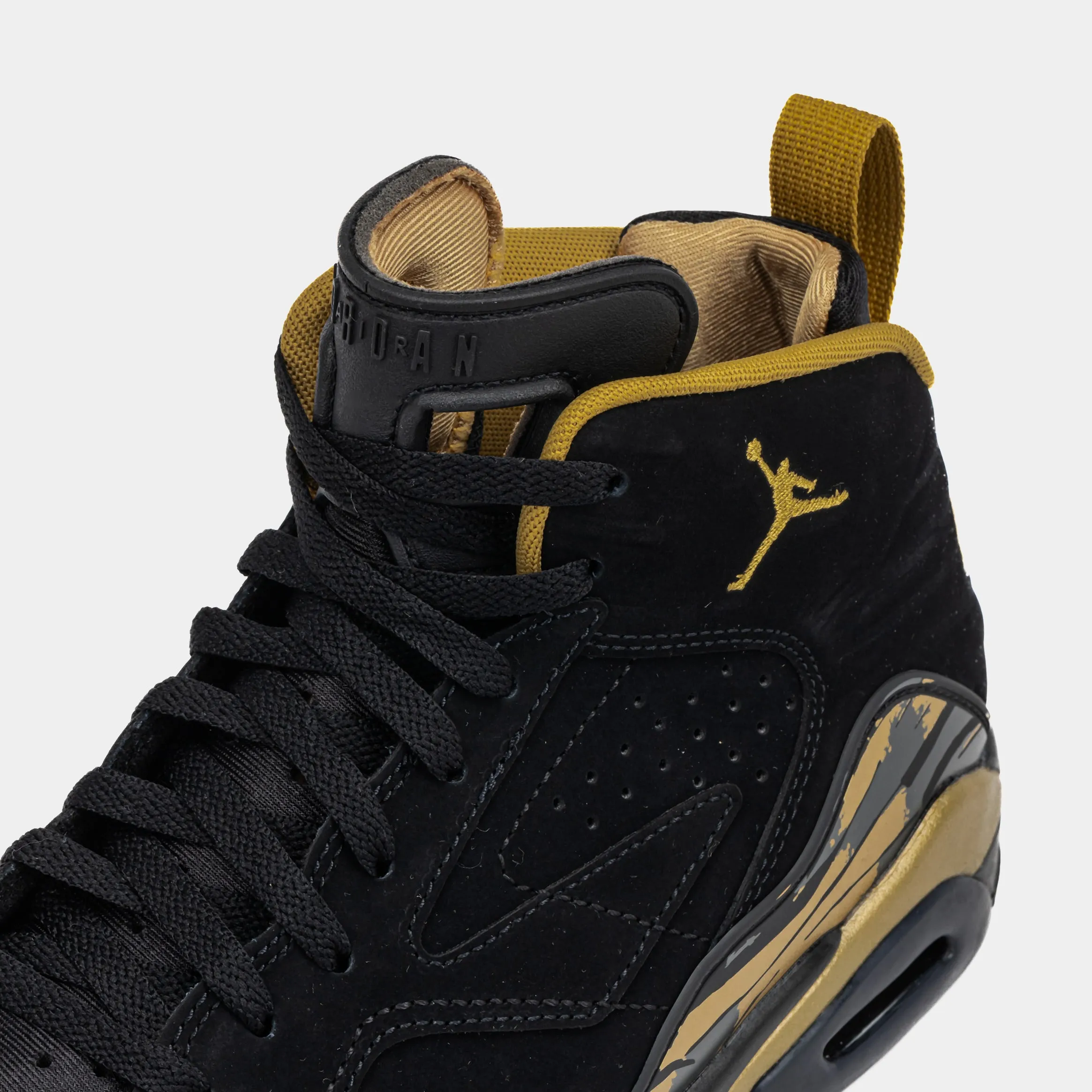 Jumpman MVP Mens Basketball Shoes (Black/Metallic Gold)