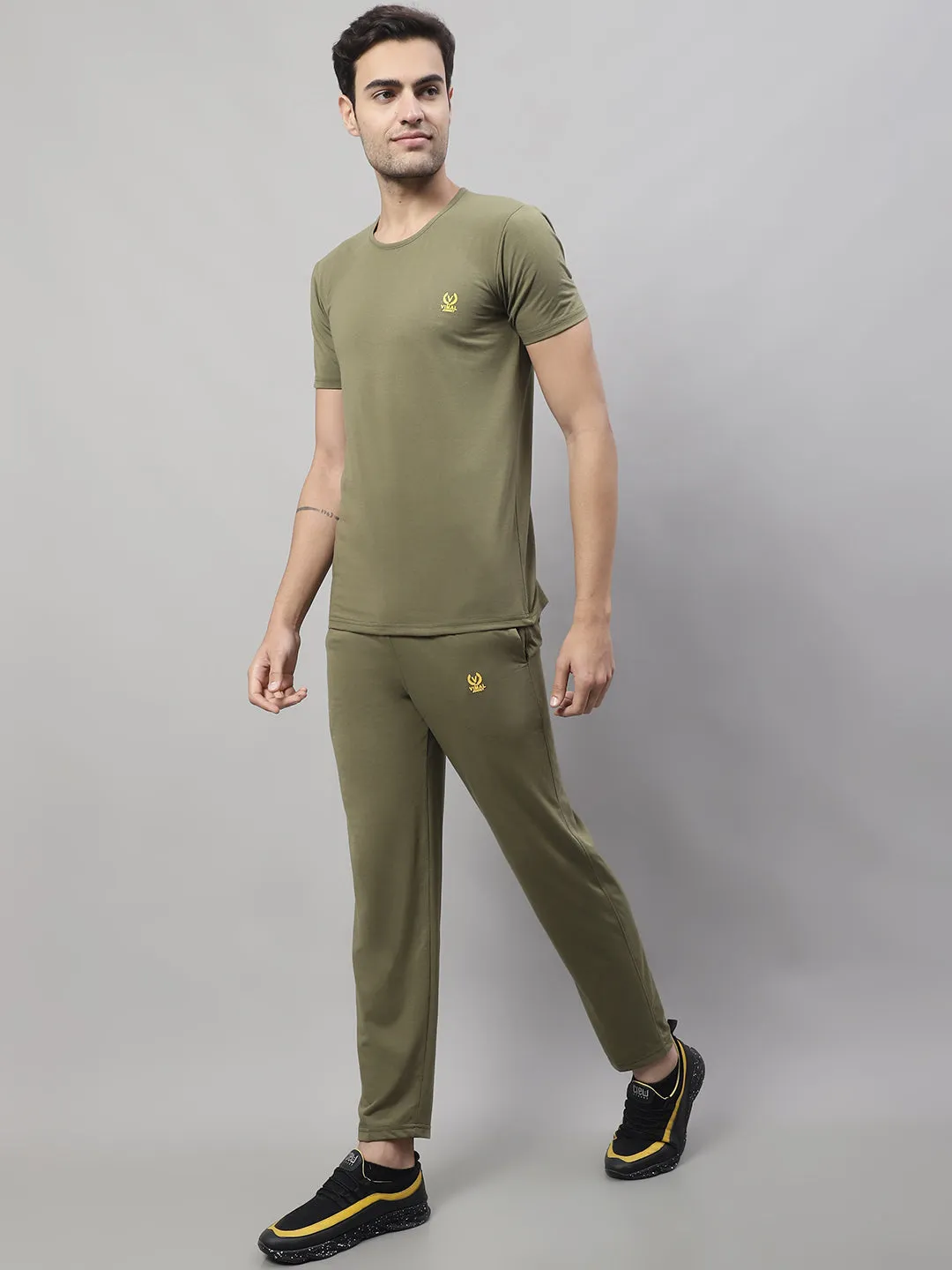 Vimal Jonney Olive Cotton Solid Co-ord Set Tracksuit For Men(Zip On 1 Side Pocket)